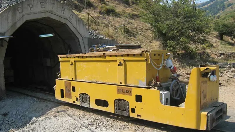 Locomotives in Mining: A Crucial Link for Transporting Ore and Equipment